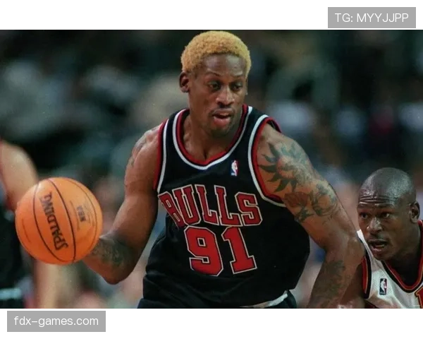 皮蓬无球跑动牵制防线，改变公牛进攻空间结构